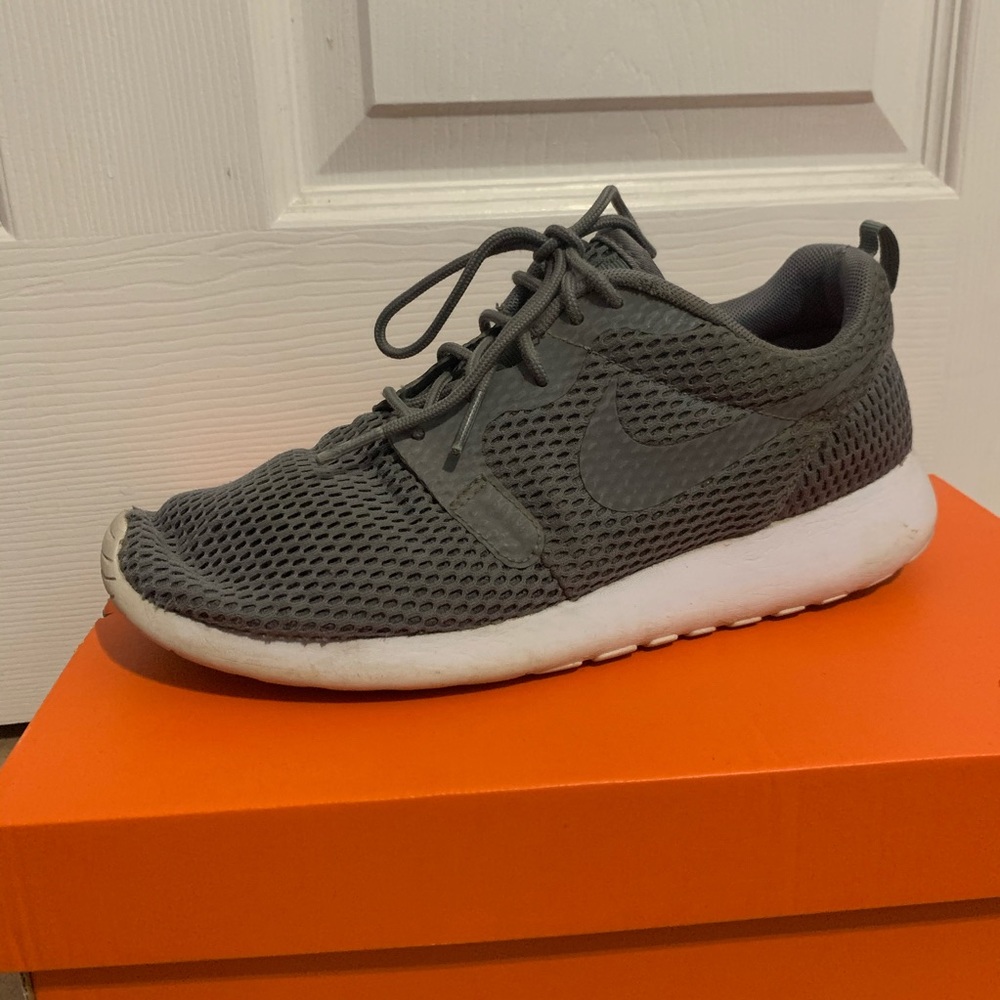 Nike Roshes